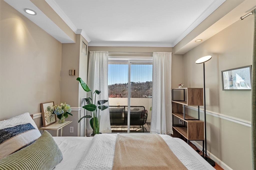 1731 Beacon Street, Unit 721 Brookline, MA 02445 - Photo 12 of 33