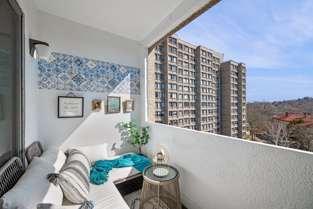 1731 Beacon Street, Unit 721 Brookline, MA 02445 - Photo 13 of 33