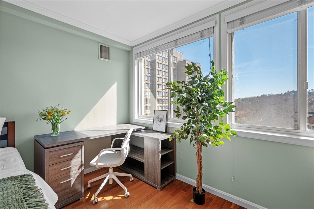 1731 Beacon Street, Unit 721 Brookline, MA 02445 - Photo 20 of 33