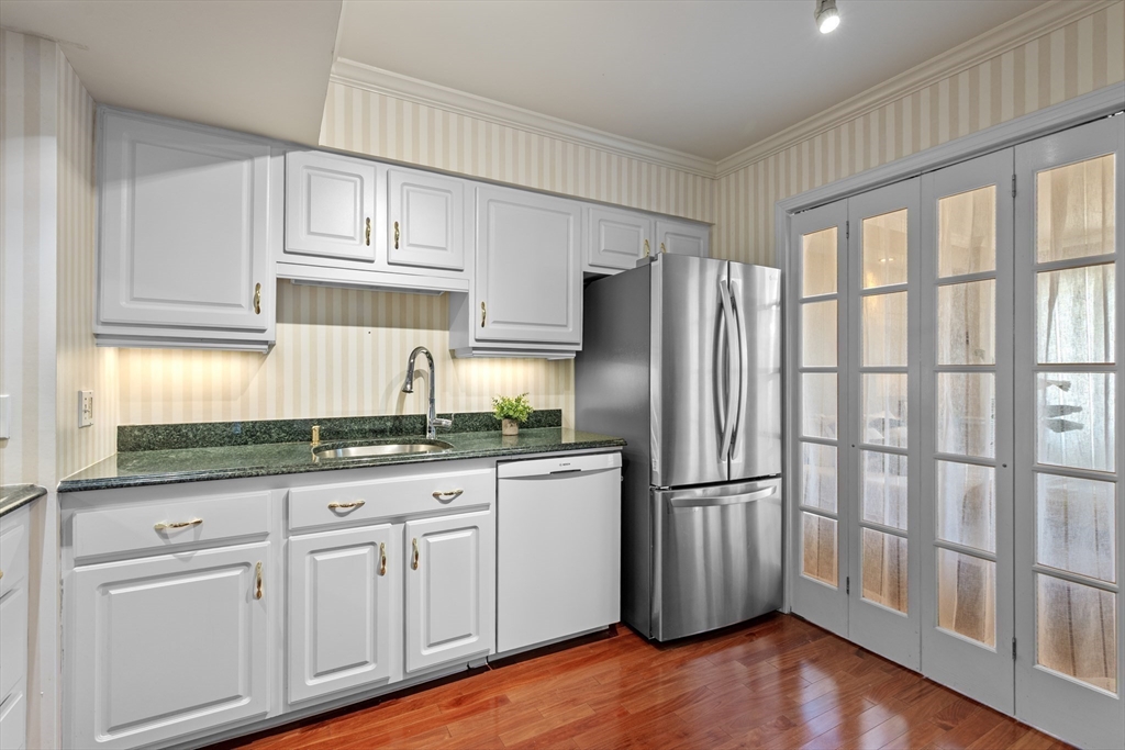 1731 Beacon Street, Unit 721 Brookline, MA 02445 - Photo 6 of 33