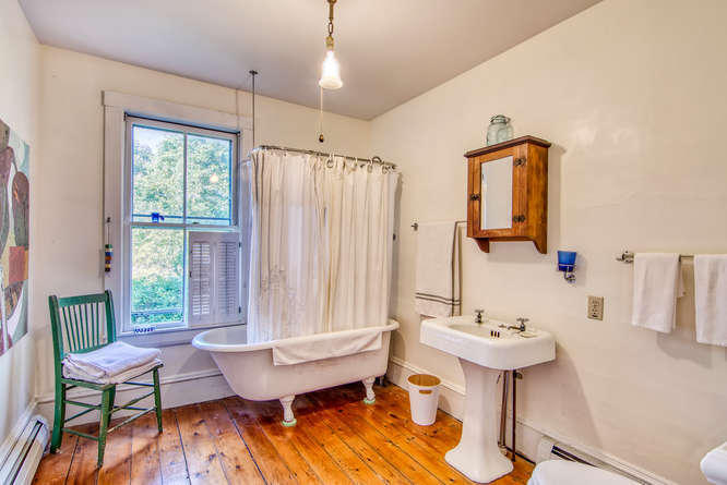 125 Dow Road Deer Isle, ME 04627 - Photo 17 of 33 125 Dow Road Deer Isle ME-small-008-005-