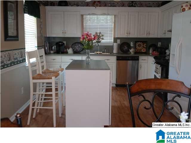 996 10th Street, Unit 2 Pleasant Grove, AL 35127 - Photo 15 of 27