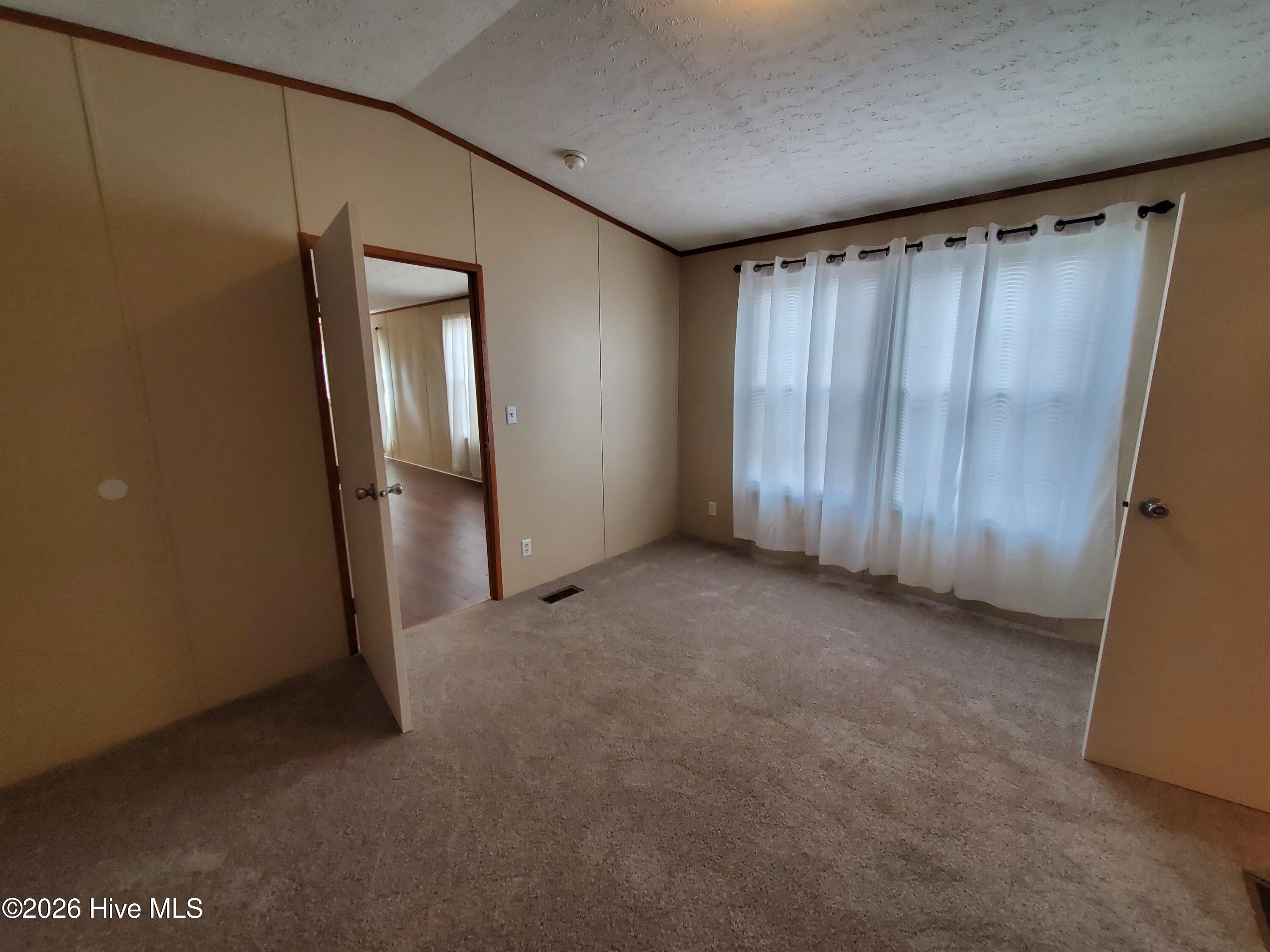 600 Leatherback Court Hubert, NC 28539 - Photo 13 of 19 Master bedroom