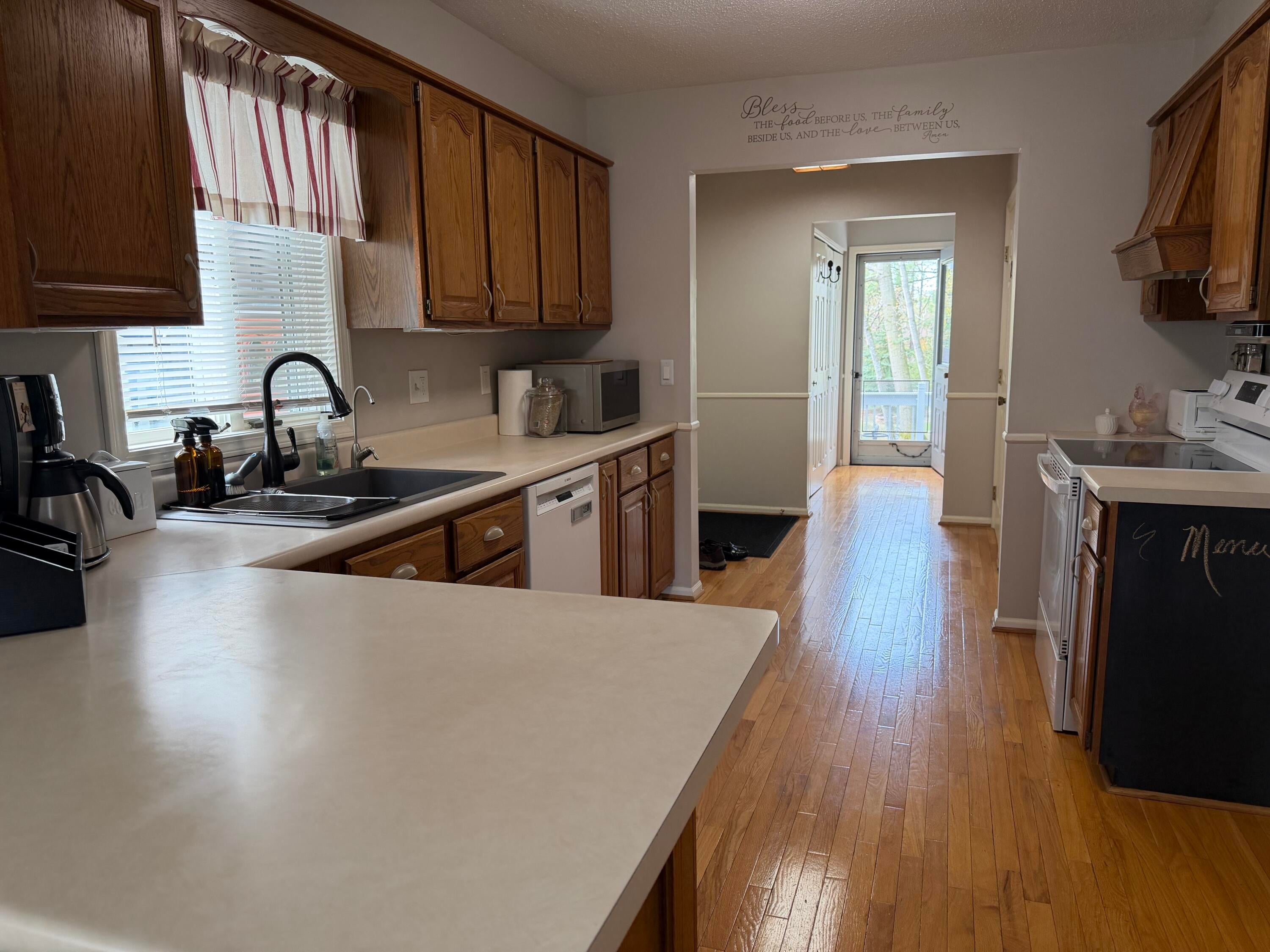 580 Long Rapids Road Alpena, MI 49707 - Photo 10 of 45 ALL APPLIANCES INCLUDED GREAT FIRST FLOOR MUD ROOM.