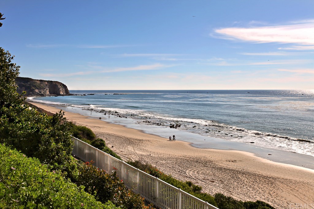 23822 Cassandra Bay Dana Point, CA 92629 - Photo 22 of 24 Direct Beach Access from Bluff-top at Niguel Shores