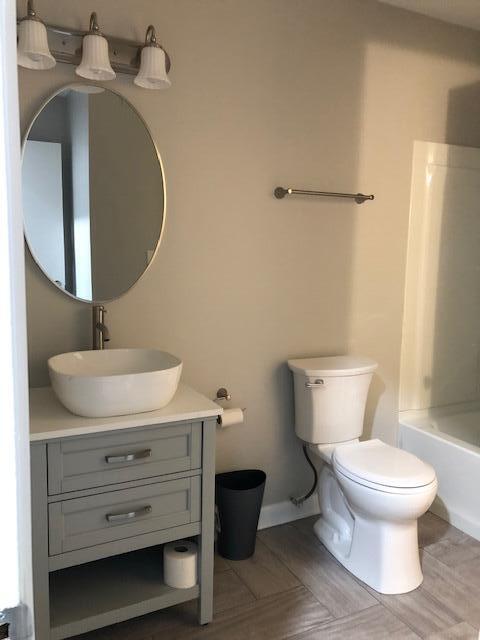 2840 Colonial Avenue Southwest, Unit B12 Roanoke, VA 24015 - Photo 8 of 23 IMG_9998