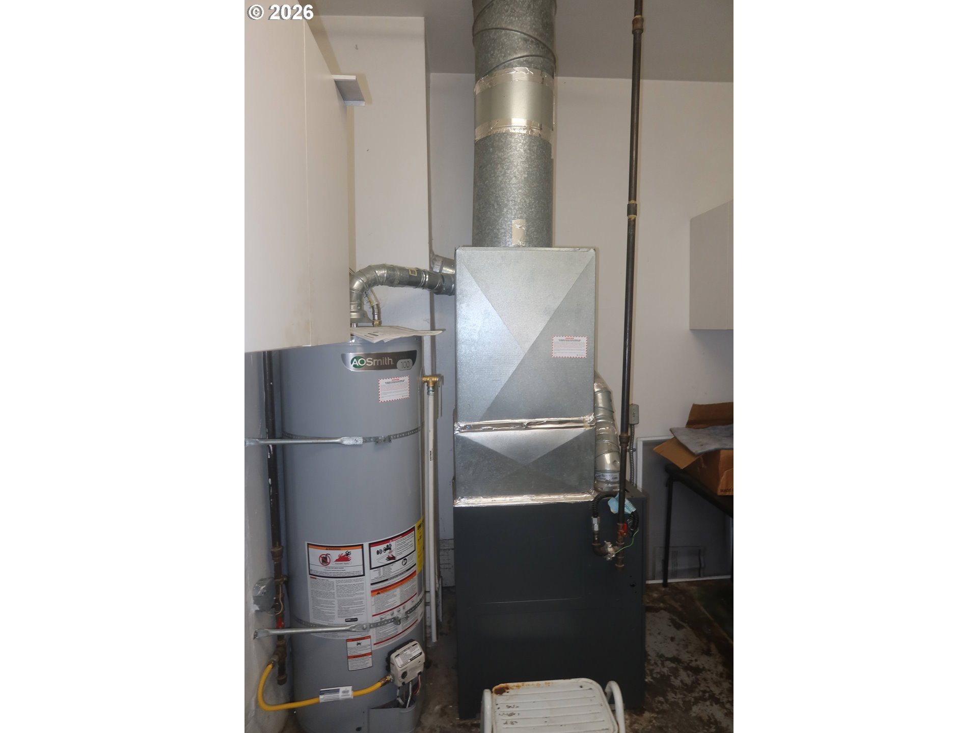 138 Maple Boulevard Wood Village, OR 97060 - Photo 8 of 15 a bathroom with a toilet and a shower