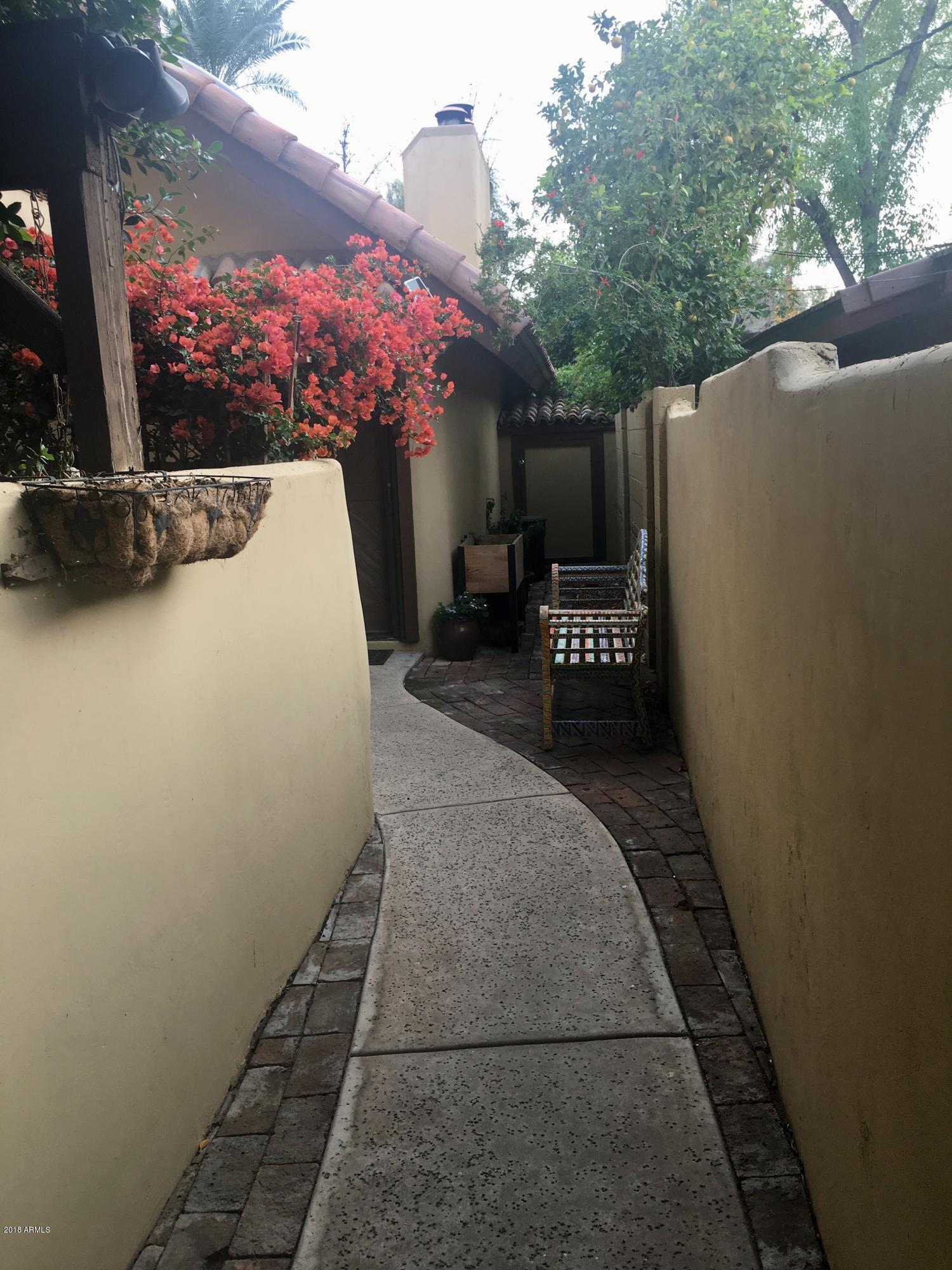 6516 North 14th Street, Unit 2 Phoenix, AZ 85014 - Photo 2 of 16 IMG_2424