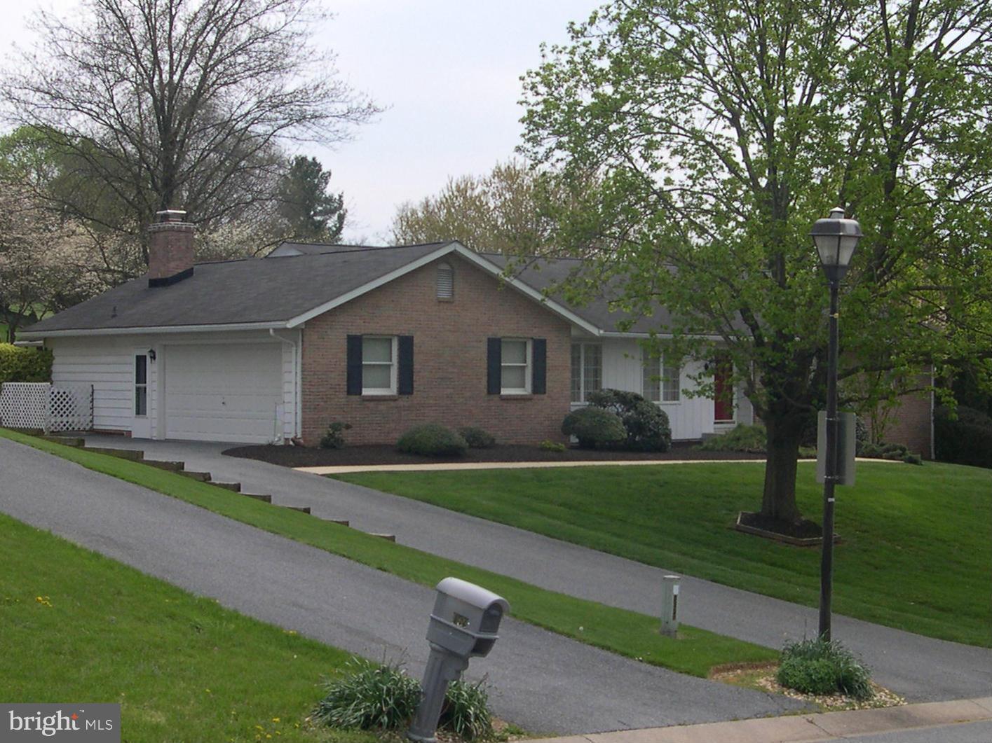 1171 Long Valley Road Westminster, MD 21158 - Photo 2 of 30 Exterior (Front)