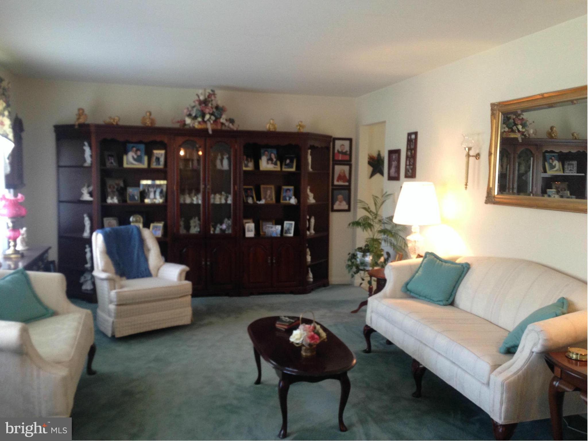 1171 Long Valley Road Westminster, MD 21158 - Photo 5 of 30 Living Room