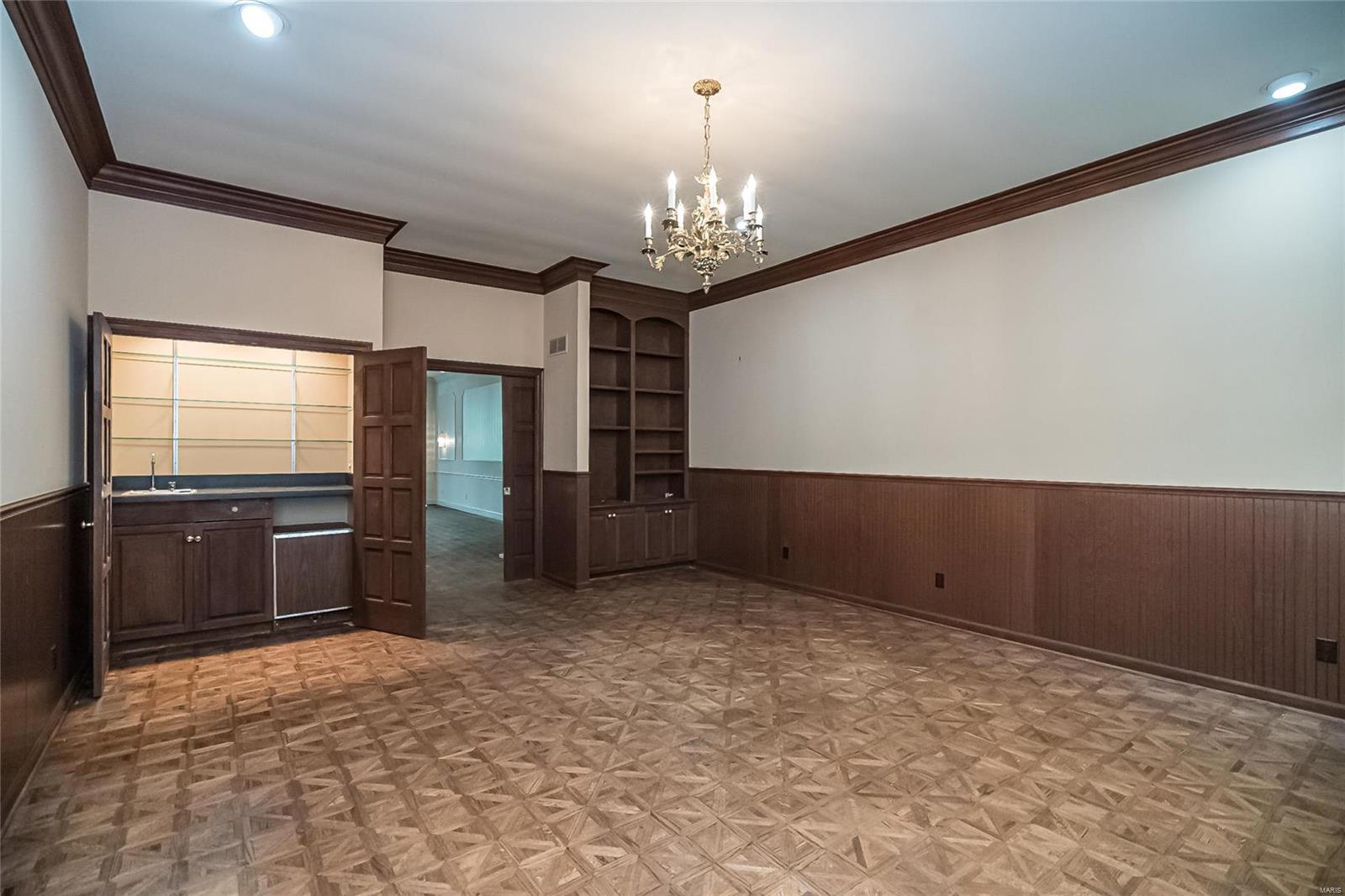 6 Upper Price Road St. Louis, MO 63132 - Photo 8 of 30 Gallery Image 8