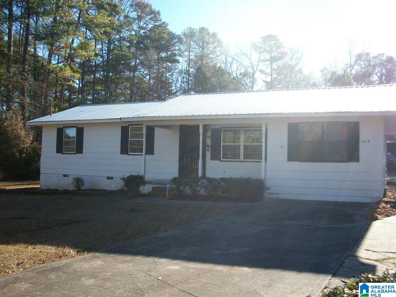 918 Carson Lane Southwest Jacksonville, AL 36265 - Photo 1 of 43