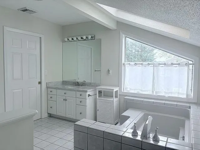 $777,777 | 78 Harrington Lane, Somerset, MA 02726