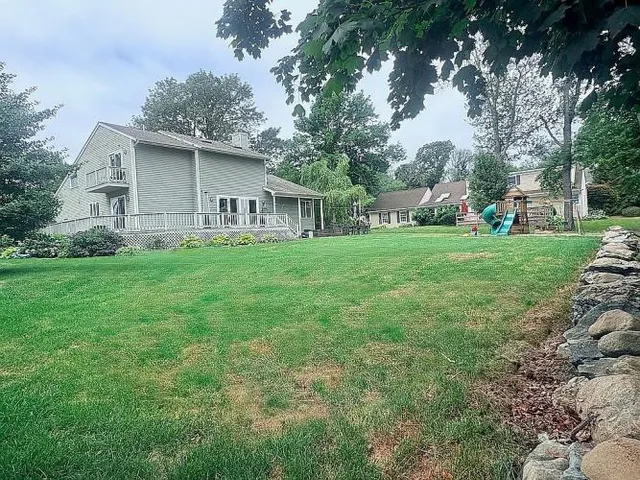 $777,777 | 78 Harrington Lane, Somerset, MA 02726