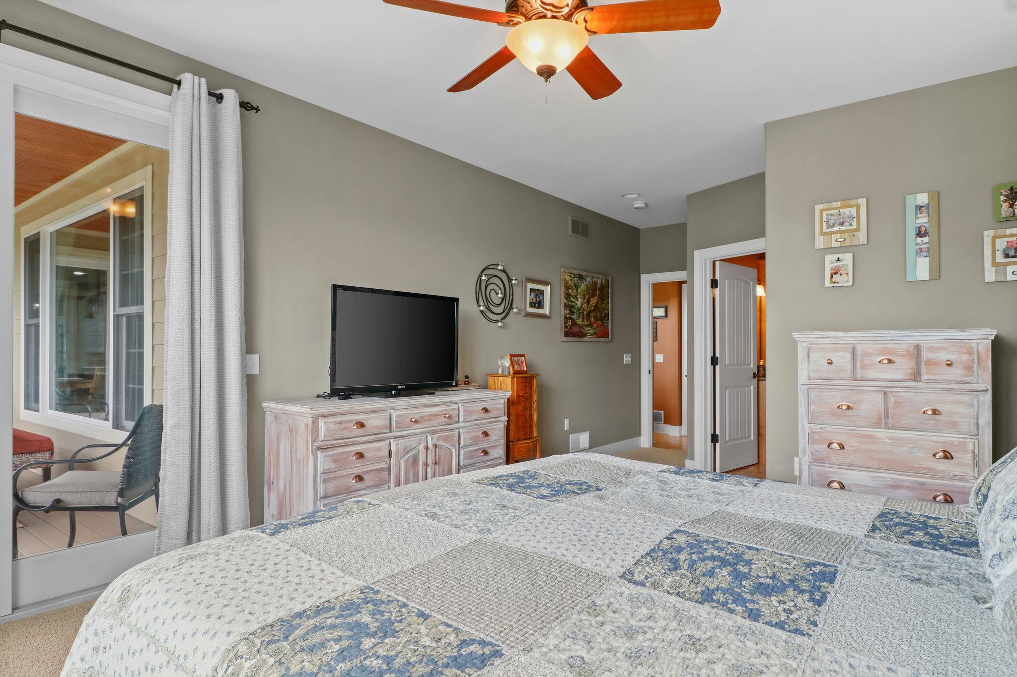 S8749 Waters Edge Way, Unit 41 Prairie du Sac, WI 53578 - Photo 18 of 59