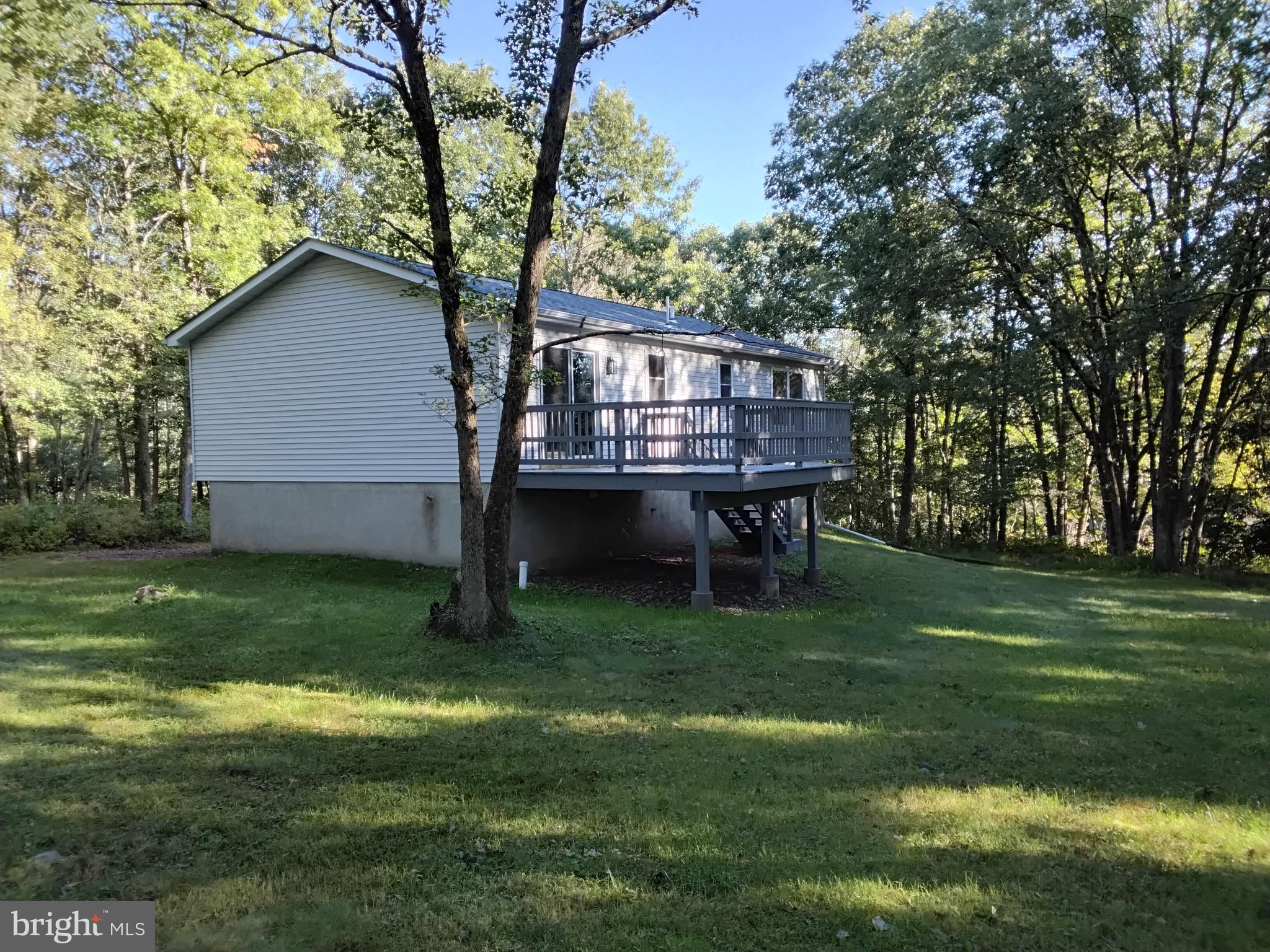 9 Cold Spring Drive Jim Thorpe, PA 18229 - Photo 3 of 35 Gallery Image 3