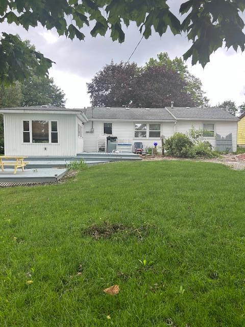 278 North Ray Quincy Road Quincy, MI 49082 - Photo 2 of 15 278 back