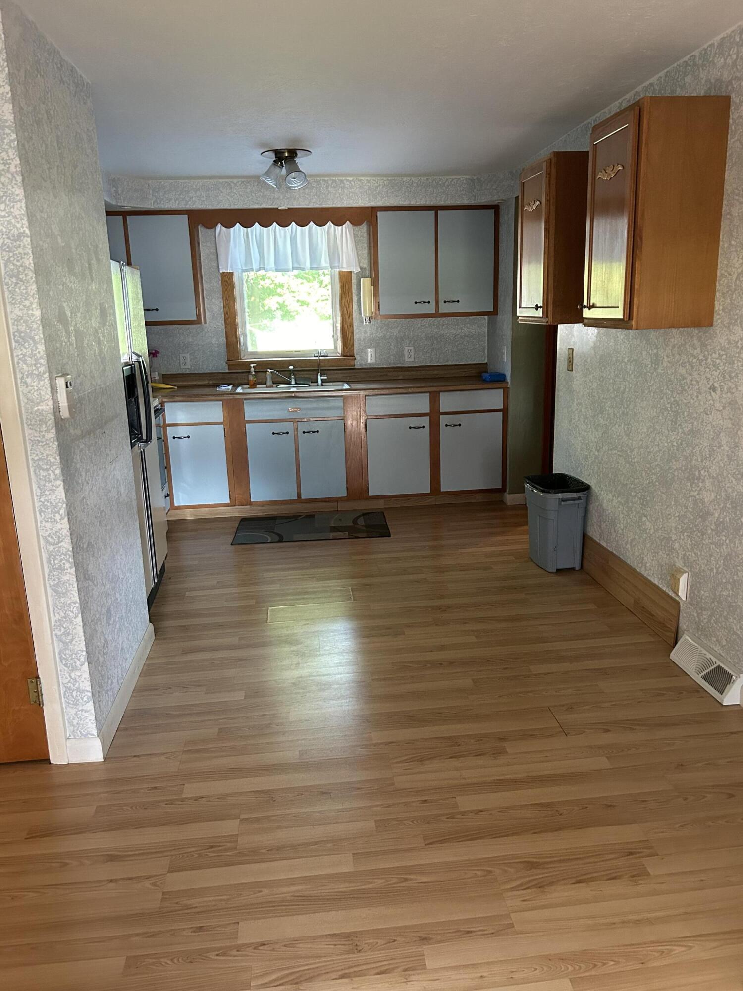 278 North Ray Quincy Road Quincy, MI 49082 - Photo 6 of 15 IMG_7786