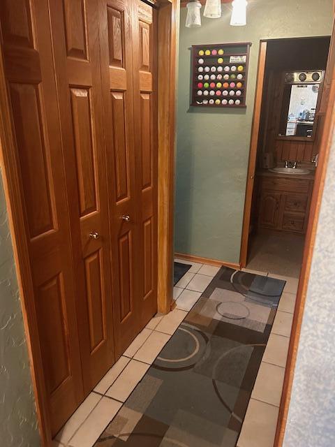 278 North Ray Quincy Road Quincy, MI 49082 - Photo 8 of 15 278 hall