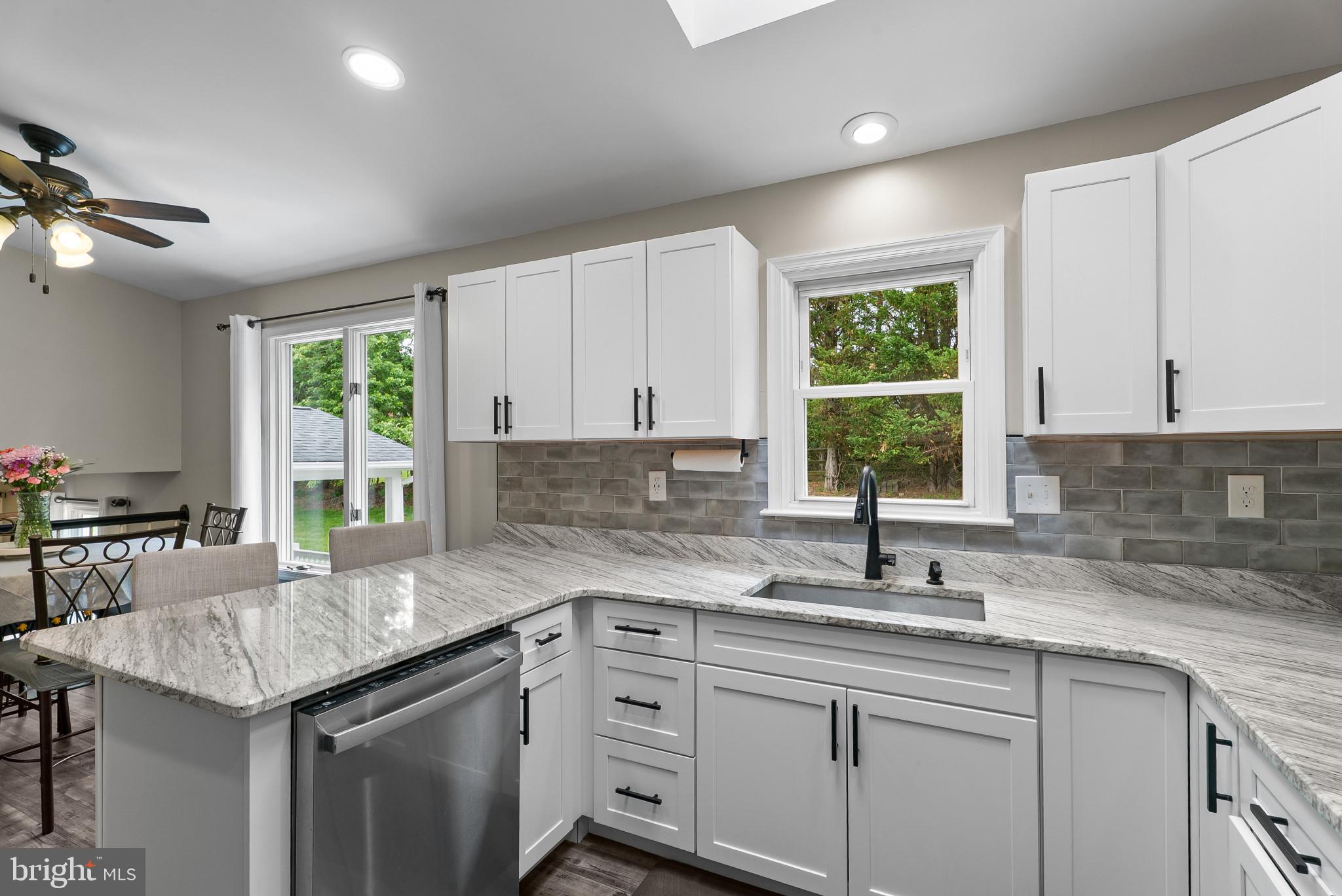 2607 Marston Road New Windsor, MD 21776 - Photo 7 of 45 Tile back splash