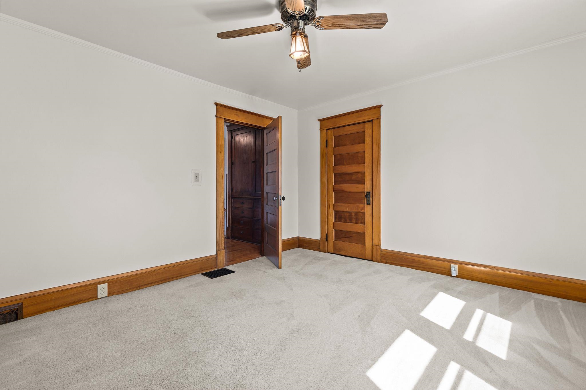 1113 North State Street Appleton, WI 54911 - Photo 35 of 47