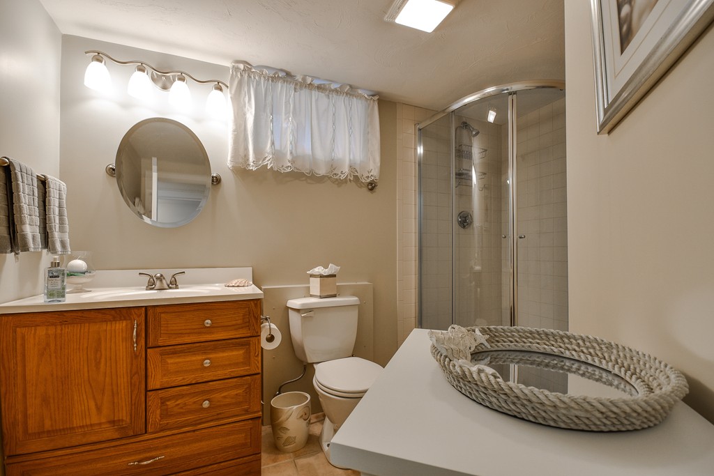 54 Turner Road Holliston, MA 01746 - Photo 13 of 19