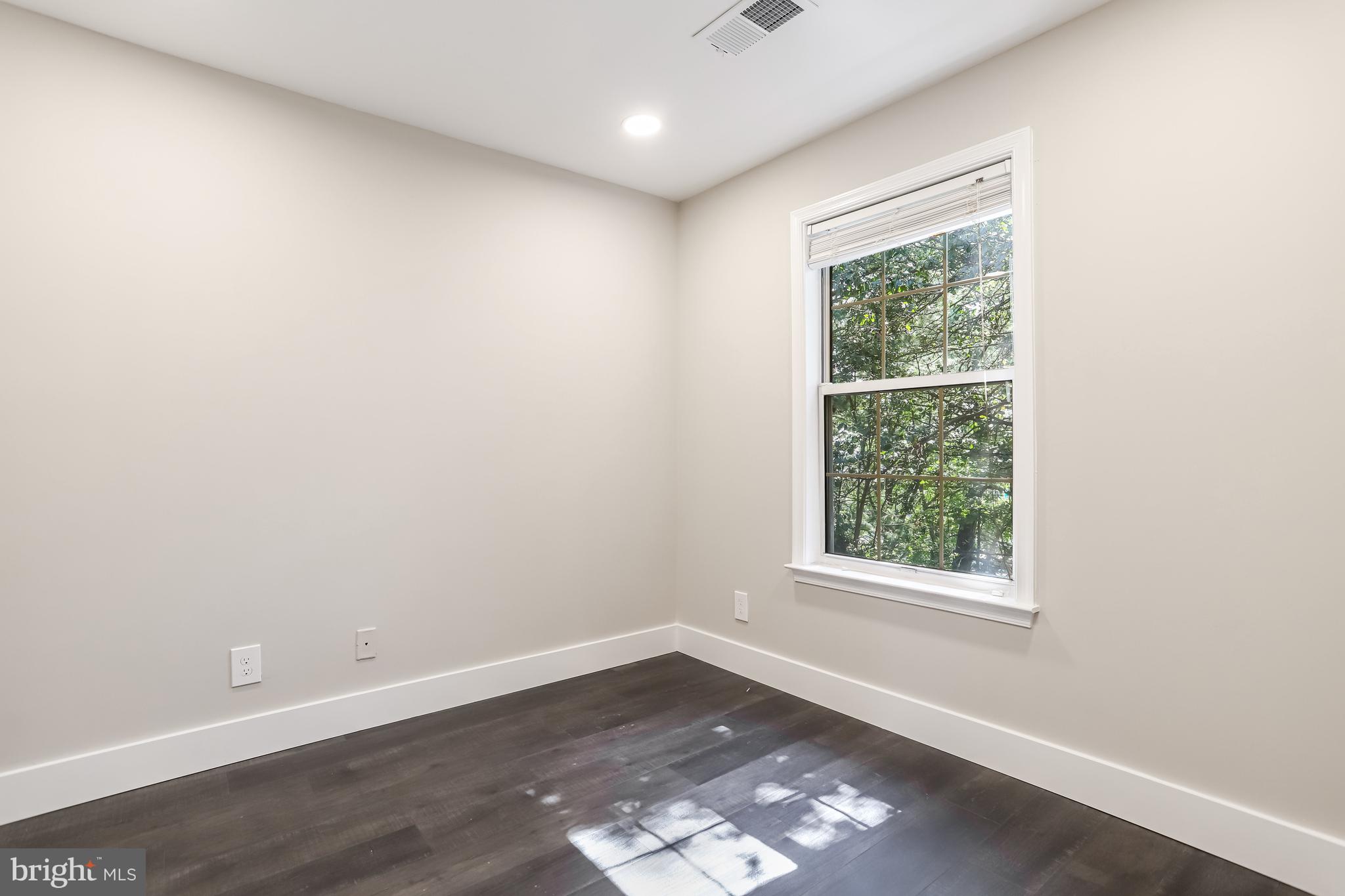 6009 Riddle Walk Alexandria, VA 22312 - Photo 37 of 71 Gallery Image 37