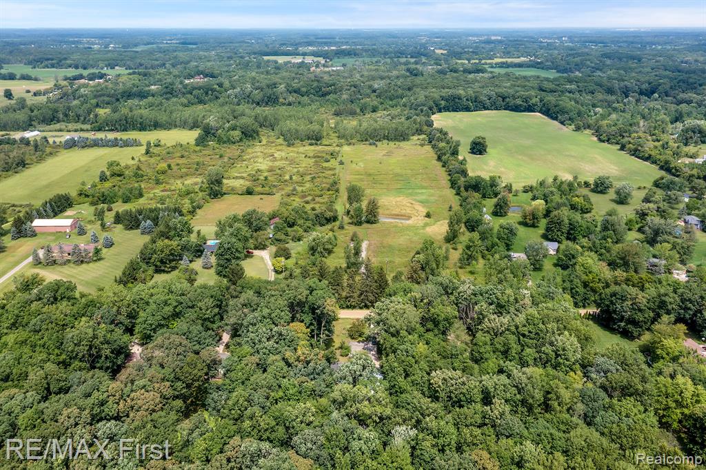 6259 Smith Road Linden, MI 48451 - Photo 48 of 49