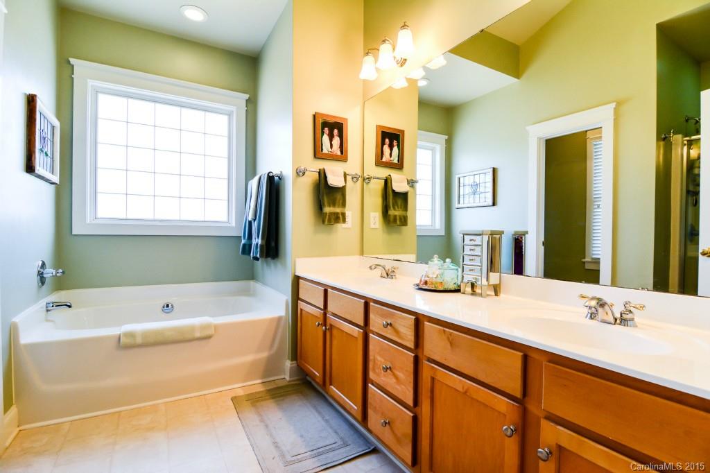 3289 Richard's Crossing Fort Mill, SC 29708 - Photo 16 of 24 Gallery Image 16
