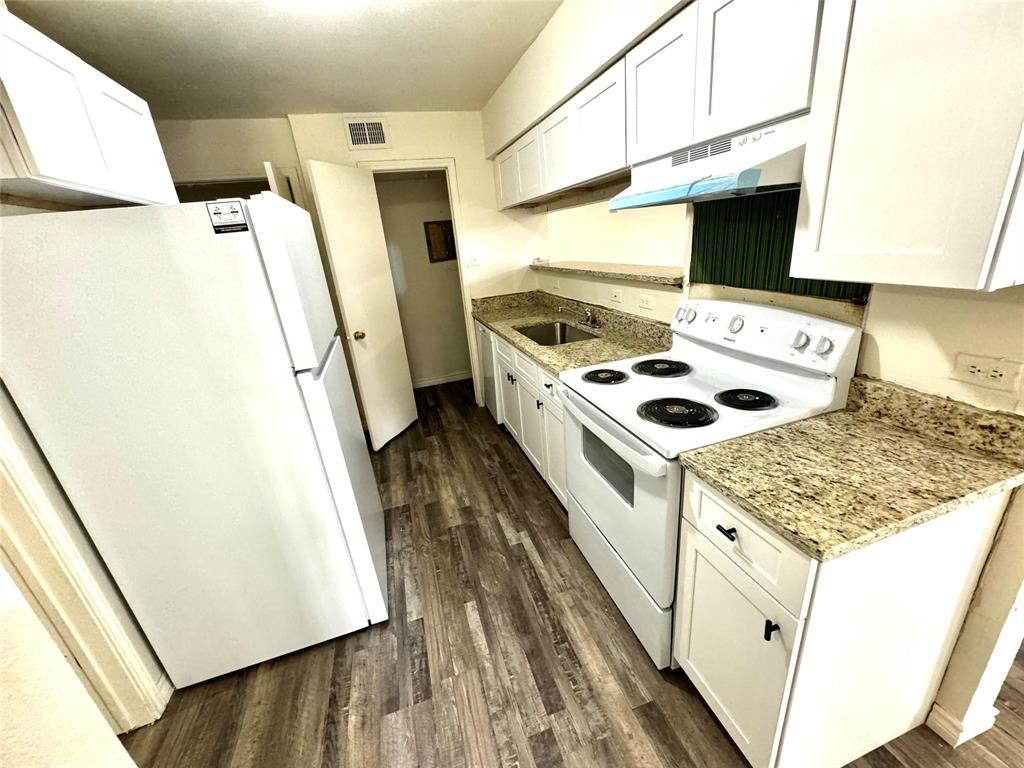 3524 West Buckingham Road, Unit 312 Garland, TX 75042 - Photo 4 of 8