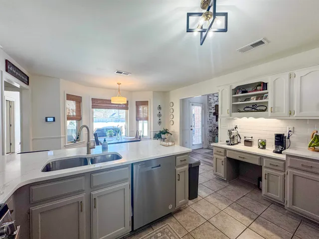 $415,000 | 21 Ashley Lane, Brighton, TN 38011