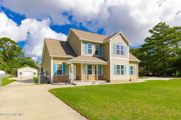 $2,700 | 106 Barbour Drive, Newport, NC 28570