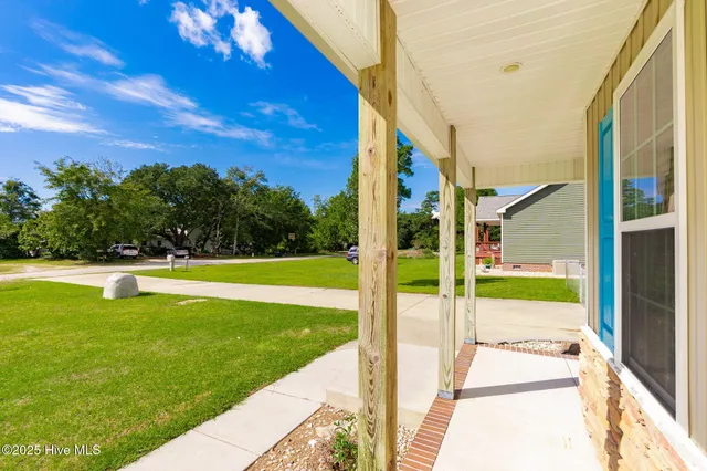 $2,700 | 106 Barbour Drive, Newport, NC 28570