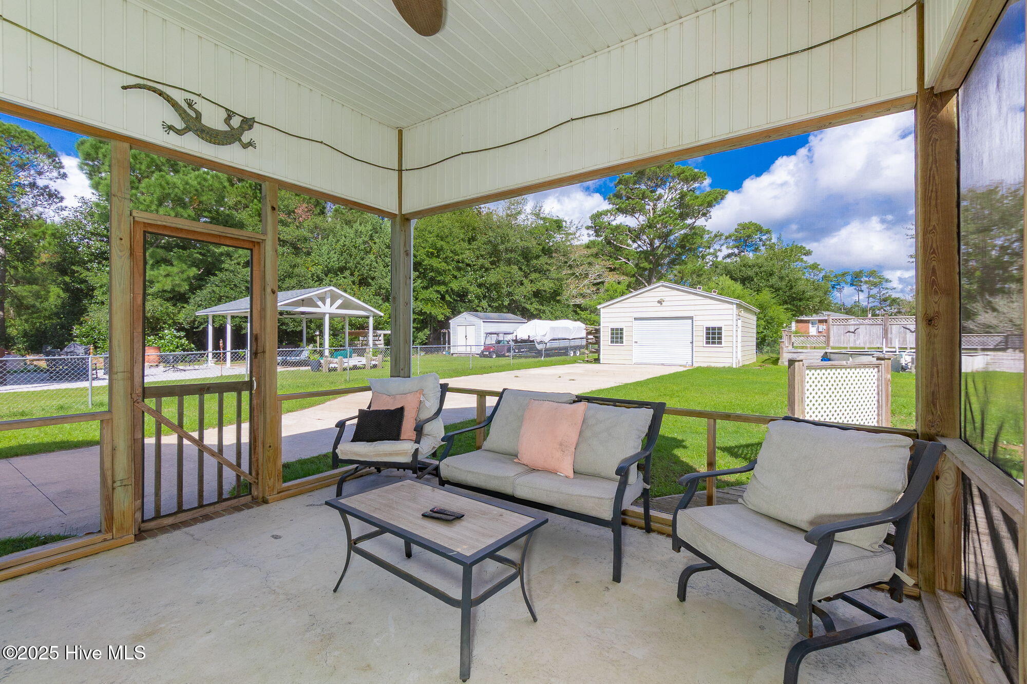 106 Barbour Drive Newport, NC 28570 - Photo 46 of 59 36-web-or-mls-chadwick-visuals-106-barbo