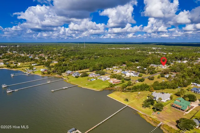 $2,700 | 106 Barbour Drive, Newport, NC 28570