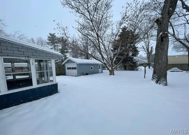 $27,000 | 124 West Buchanan Street, Litchfield, IL 62056