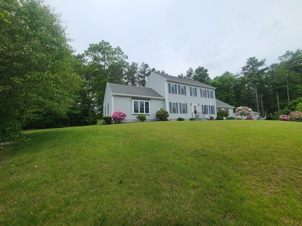 102 Wampanoag Road Raynham, MA 02767 - Photo 3 of 22 Gallery Image 3