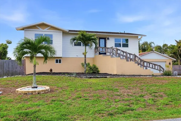 $3,300 | 515 46th Street West, Palmetto, FL 34221