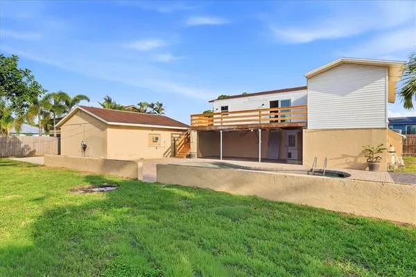 $3,300 | 515 46th Street West, Palmetto, FL 34221