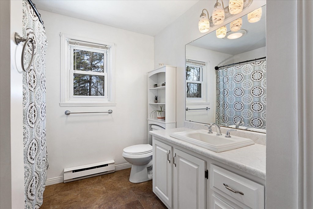 604 Podunk Road East Brookfield, MA 01515 - Photo 12 of 27 Gallery Image 12