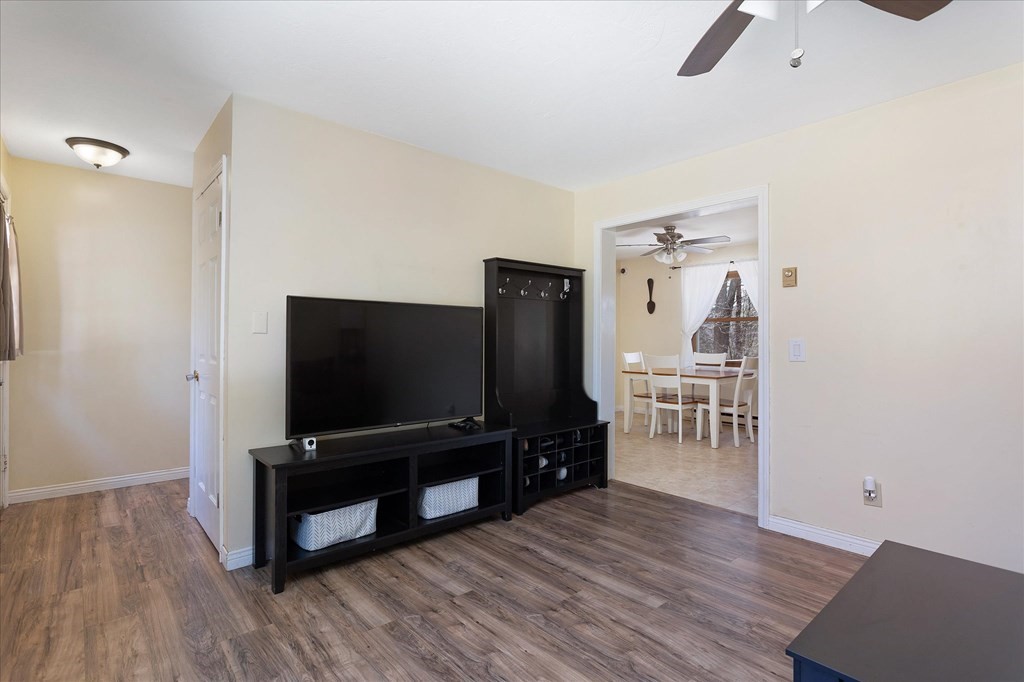 604 Podunk Road East Brookfield, MA 01515 - Photo 5 of 27 Gallery Image 5