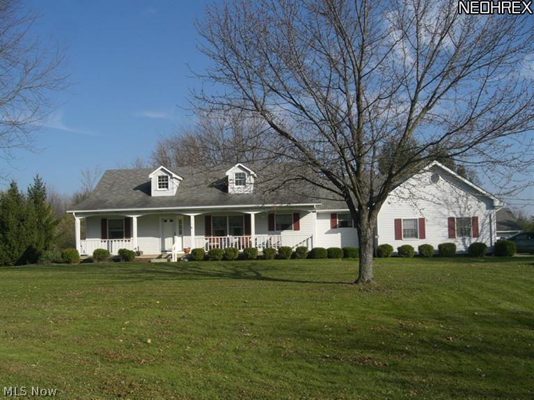 2909 Station Road Medina, OH 44256 - Photo 13 of 15 ADDITIONAL VIEW OF FRONT OF HOME.