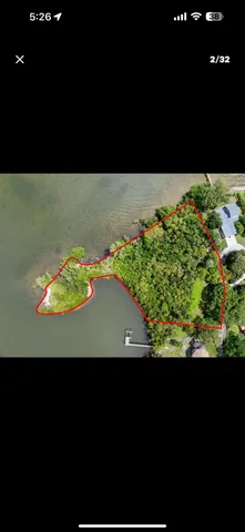 a view of a floor to the house and a yard