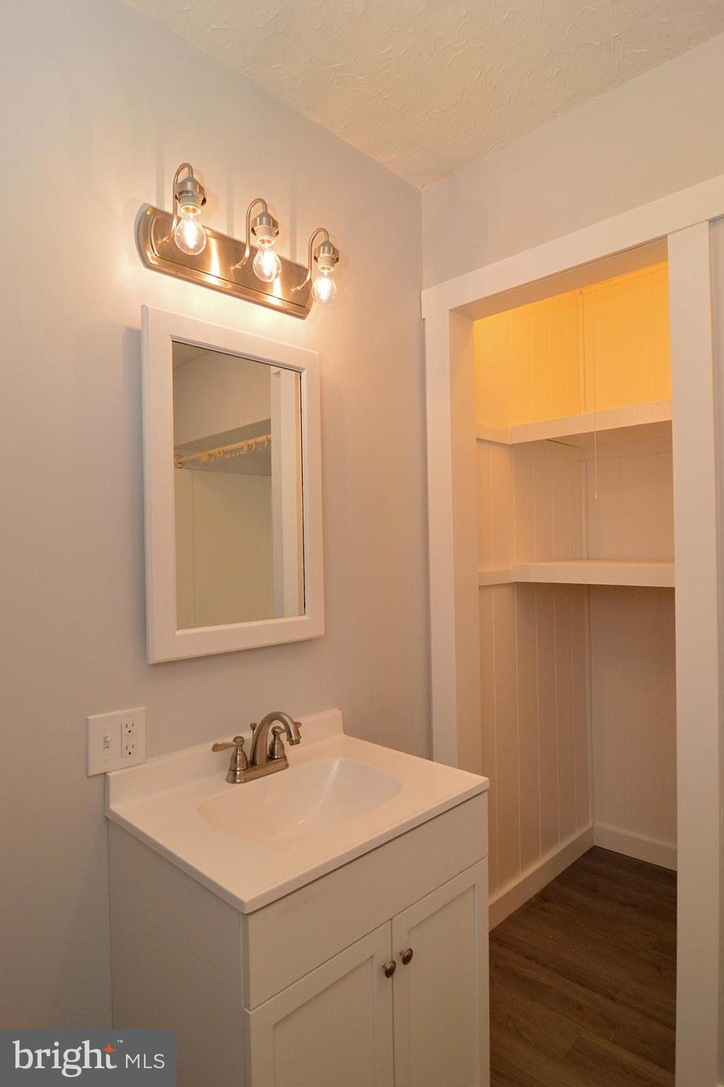 184 Lyons Road Mertztown, PA 19539 - Photo 14 of 42 Main floor Bathroom