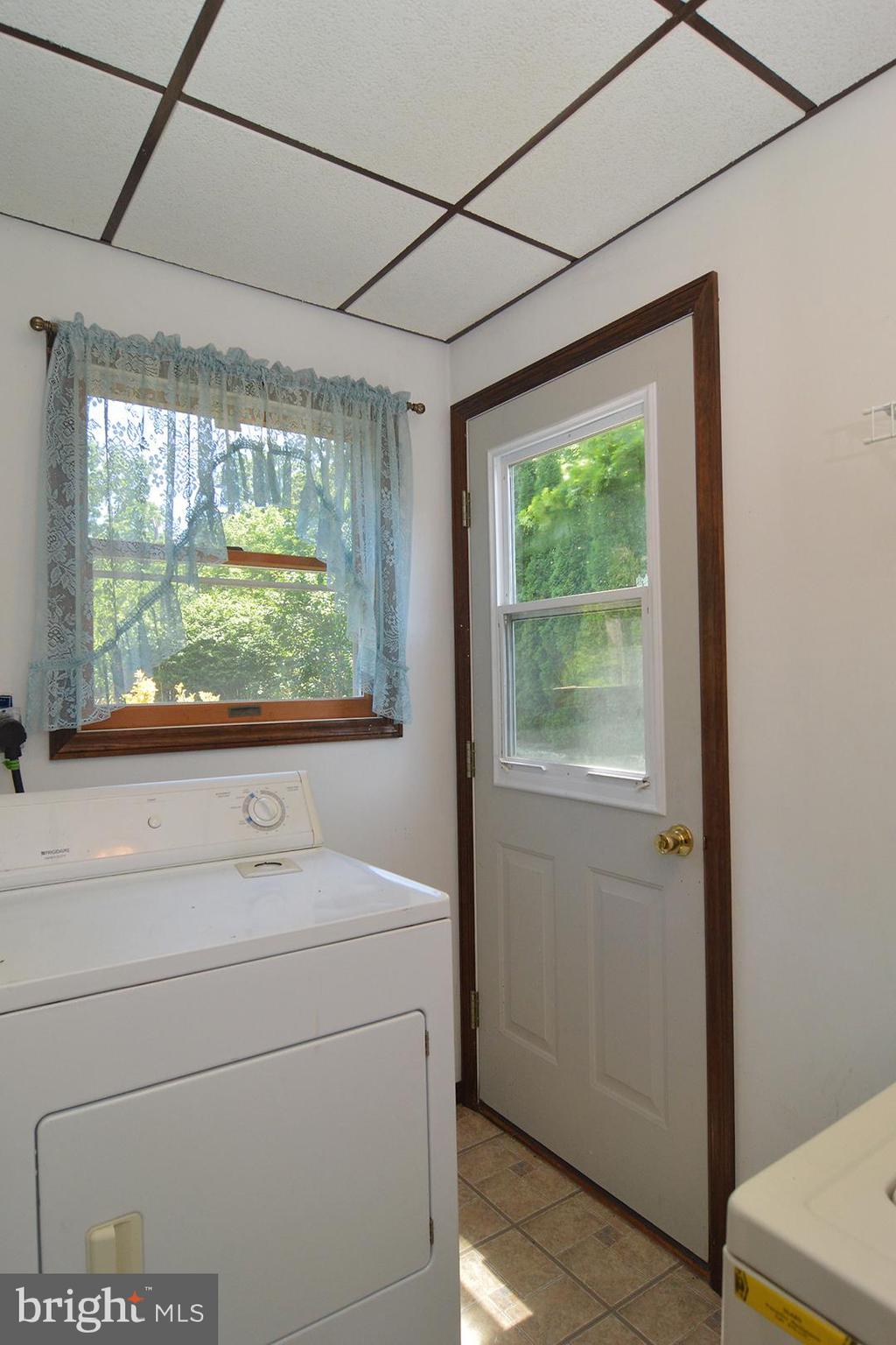 184 Lyons Road Mertztown, PA 19539 - Photo 20 of 42 Laundry Area