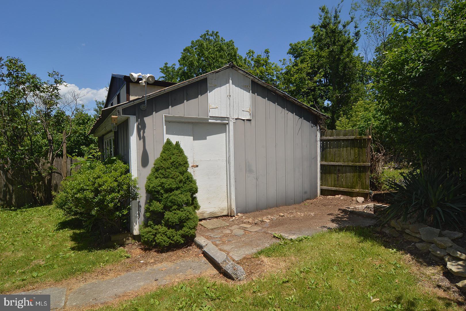 184 Lyons Road Mertztown, PA 19539 - Photo 41 of 42 Tool shed, side entrance.