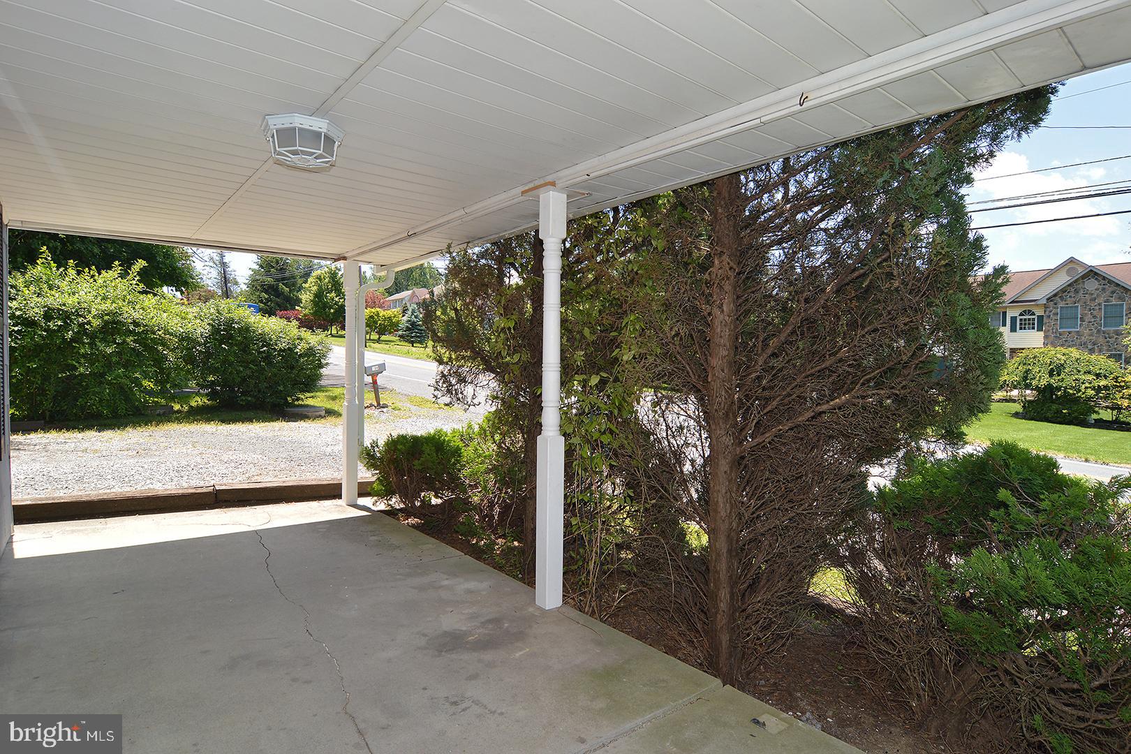 184 Lyons Road Mertztown, PA 19539 - Photo 5 of 42 Front porch.