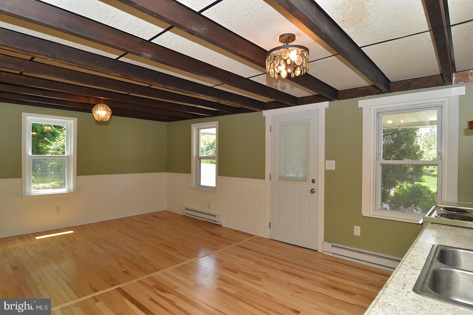 184 Lyons Road Mertztown, PA 19539 - Photo 8 of 42 Dining Area