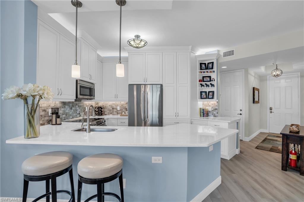 400 Flagship Drive, Unit 608 Naples, FL 34108 - Photo 4 of 27