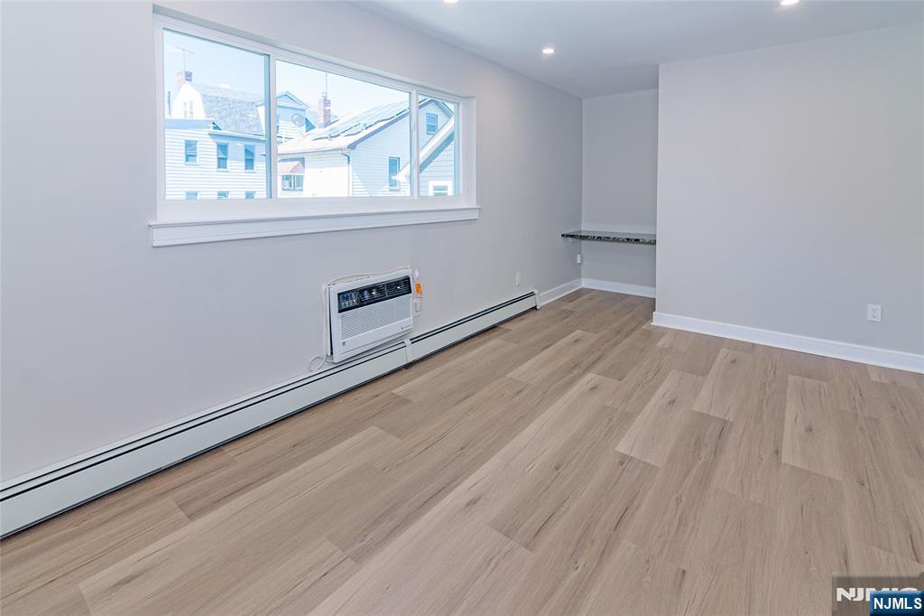 162 Spring Street, Unit 4 Orange, NJ 07050 - Photo 11 of 31